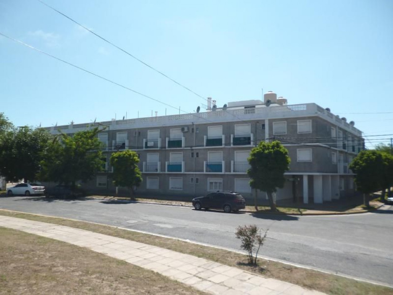 DEPARTAMENTO 1 AMB (4 PERSONAS ) 1o PISO DTO 46.Todo electrico.