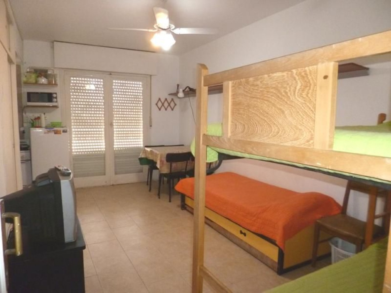 DEPARTAMENTO 1 AMB (4 PERSONAS ) 1o PISO DTO 46.Todo electrico.