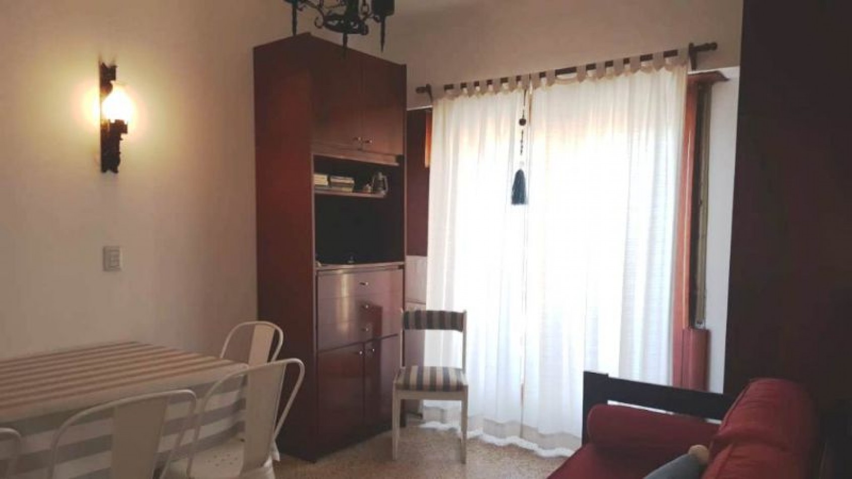 DEPARTAMENTO 2 AMB (4 PERSONAS )PISO 4 DPTO C.Todo electrico