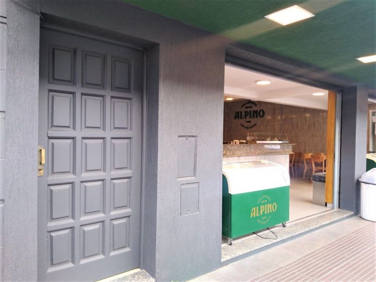 (A30) DEPARTAMENTO 2 AMBIENTES(Apto 4 personas)) PISO :1 UF2,por escalera ,gas envasado