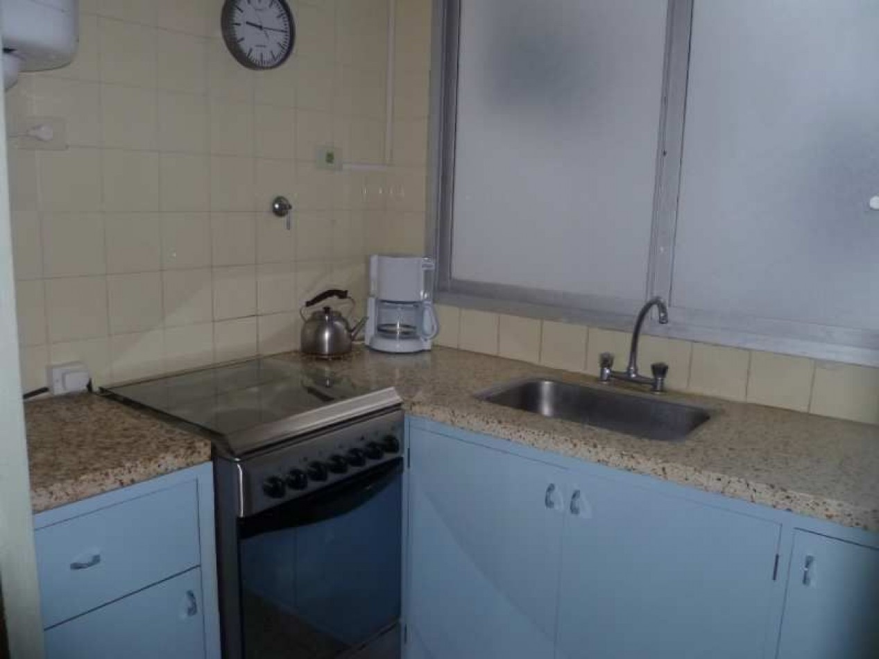 DEPARTAMENTO 2 AMB (4 PERSONAS)PISO:9 DPTO:F. todo electrico 