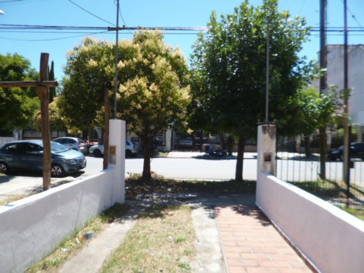 PH 3 AMBIENTES (6 PERSONAS )DPTO :UF4 .gas envasado.