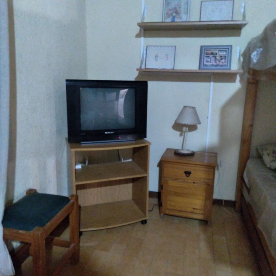 (A227)PH "DUPLEX" 3 AMBIENTES (Apto5 Personas) DPTO:UF4 .gas envasado.