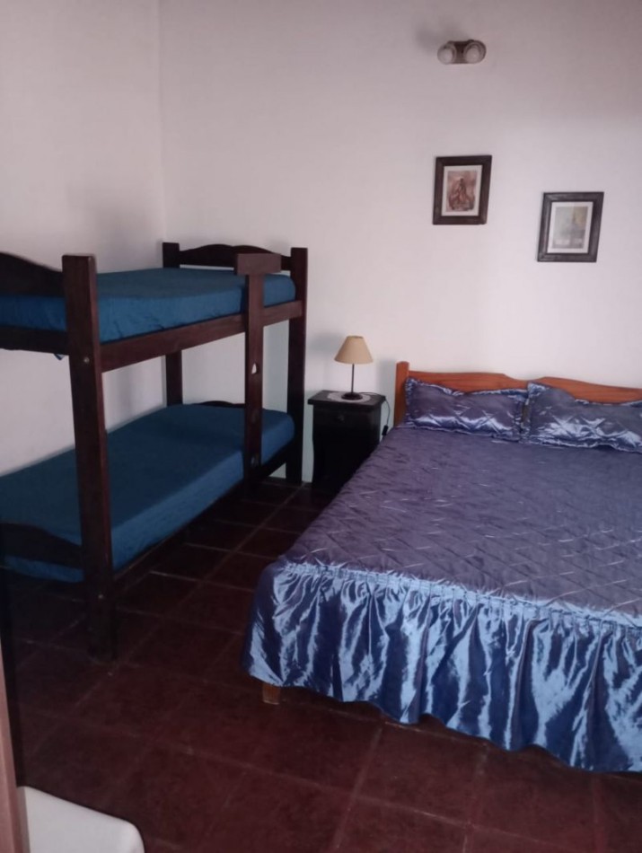 (A181)CASA 2 AMBIENTES(Apto 4 Personas) con parrilla ,gas envasado.