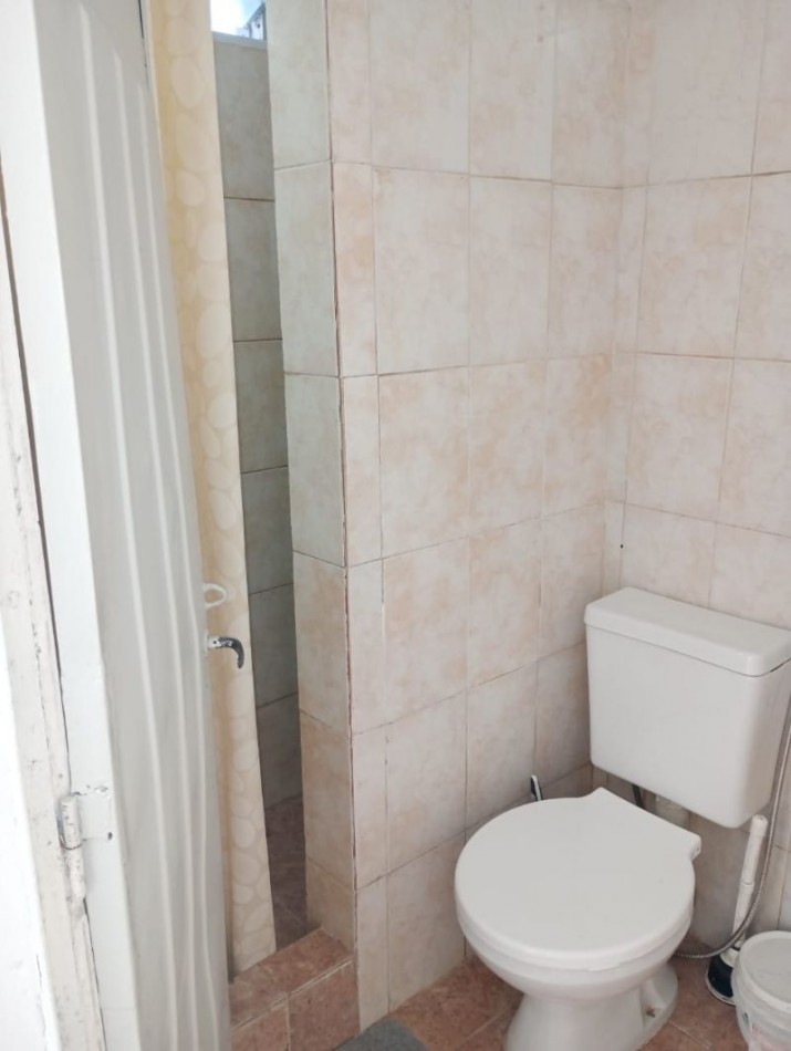 (A181)CASA 2 AMBIENTES(Apto 4 Personas) con parrilla ,gas envasado.
