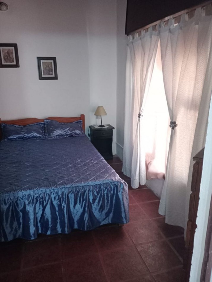 (A181)CASA 2 AMBIENTES(Apto 4 Personas) con parrilla ,gas envasado.