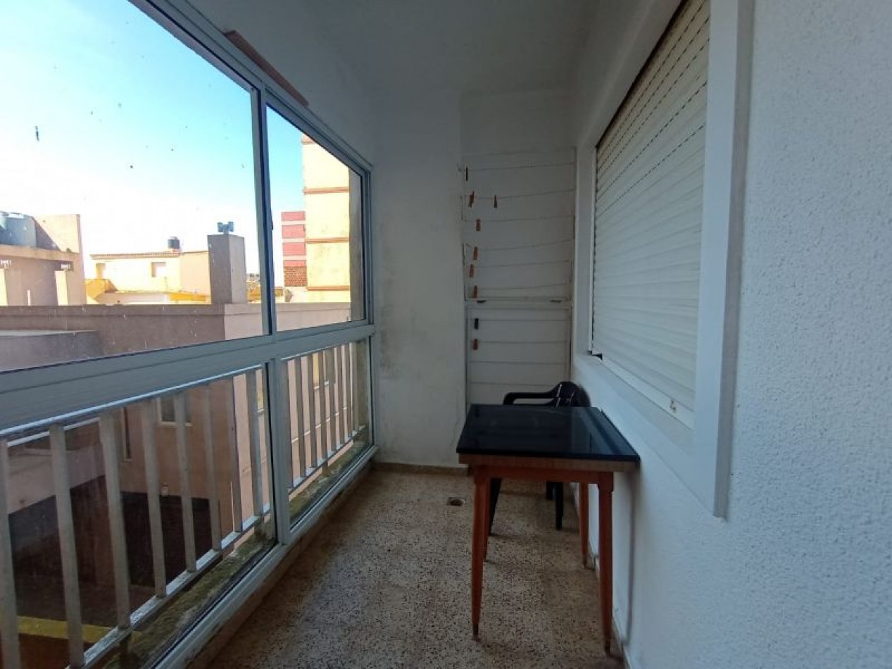 (A57) DEPARTAMENTO 3 AMBIENTES.(Apto 5 personas) PISO:2 DPTO:K .Todo electrico