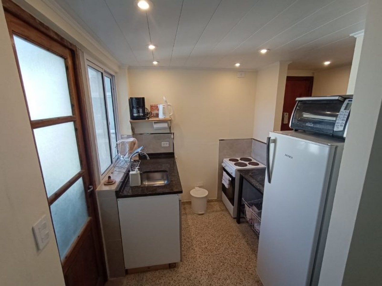 (A57) DEPARTAMENTO 3 AMBIENTES.(Apto 5 personas) PISO:2 DPTO:K .Todo electrico
