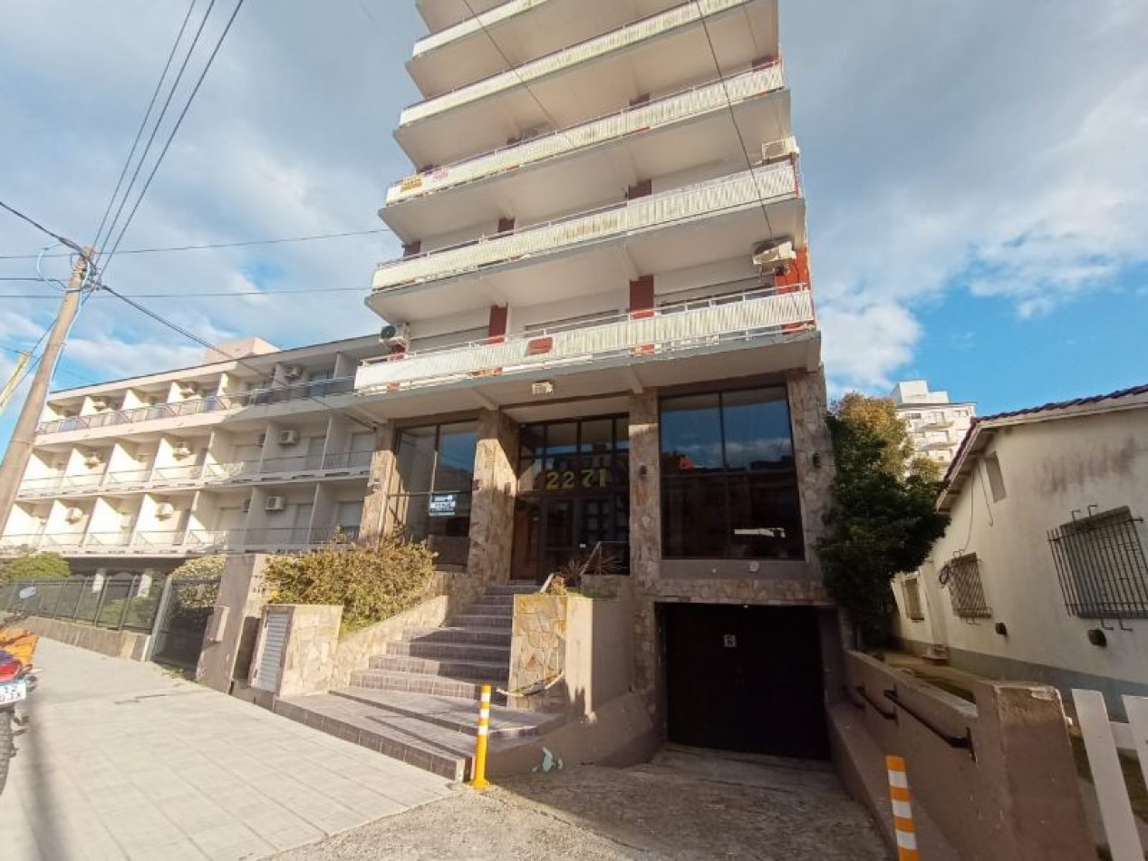 DEPARTAMENTO 1 AMBIENTE (4 PERSONAS)PISO:4 DPTO:B.todo electrico