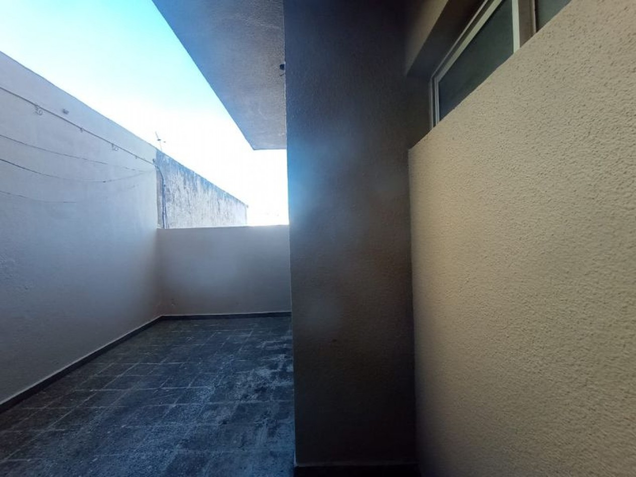 (A12) DEPARTAMENTO 2 AMBIENTES (Apto 4 Personas) .PISO:1 DPTO:I