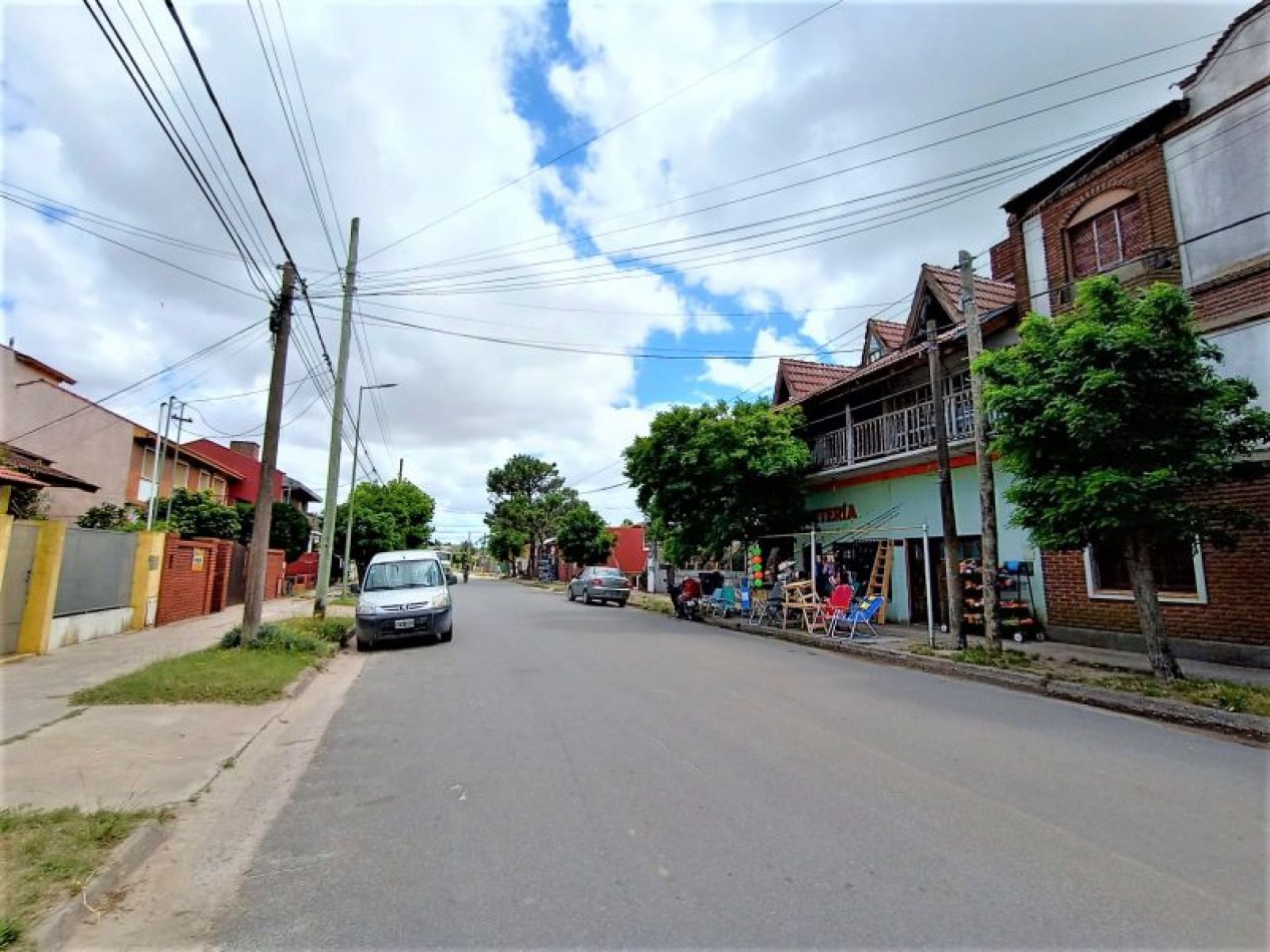 (A043)DEPARTAMENTO 2 AMBIENTES(Apto 4 Personas) .PISO:2 .DPTO:11.Gas envasado, Por escalera.