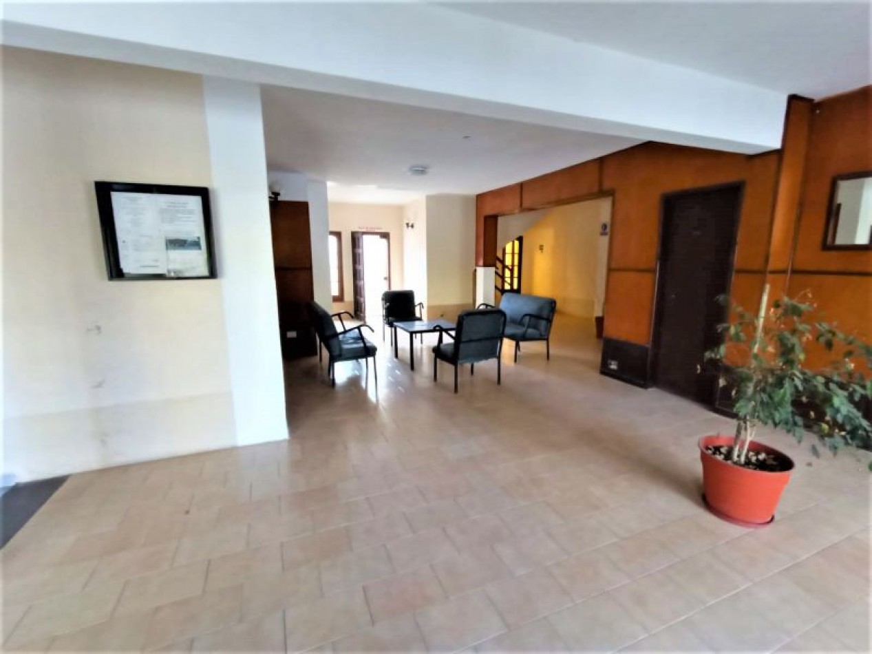 (A043)DEPARTAMENTO 2 AMBIENTES(Apto 4 Personas) .PISO:2 .DPTO:11.Gas envasado, Por escalera.