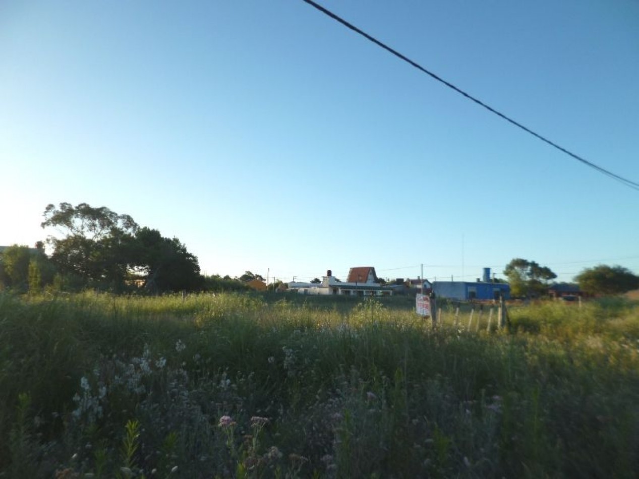LOTE 20 MTS DE FRENTE X 39,51 MTS DE FONDO 