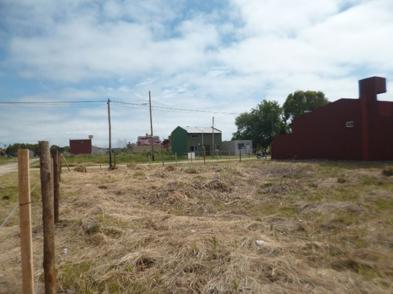 LOTE 20X48 MTS EN ESQUINA (TALA SUR)
