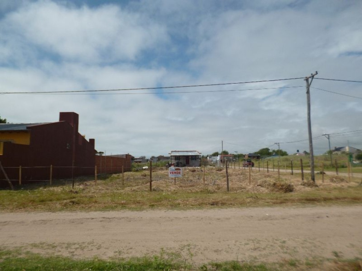 LOTE 20X48 MTS EN ESQUINA (TALA SUR)