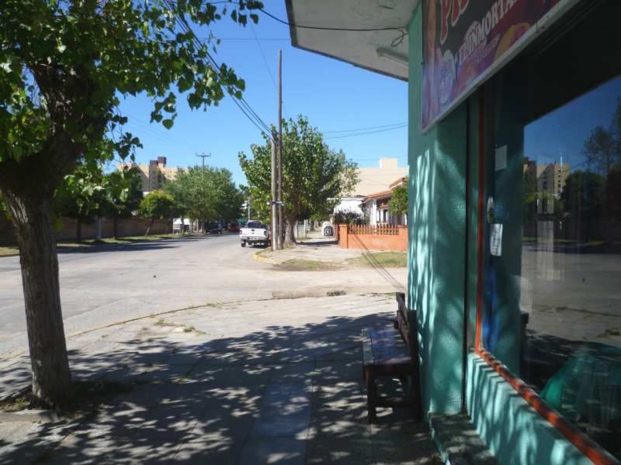 Local en Venta en esquina