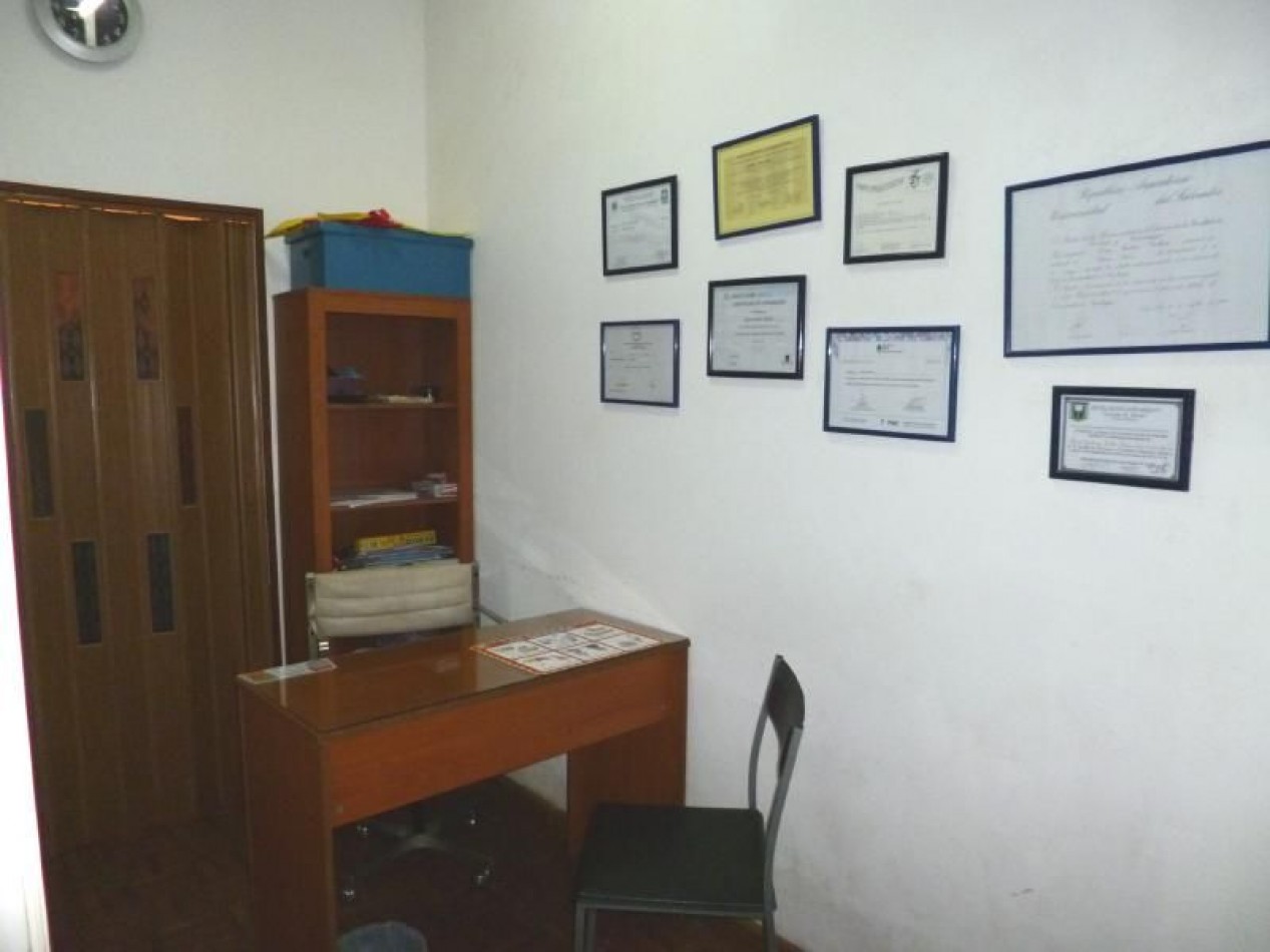 Local con vidriera en Venta