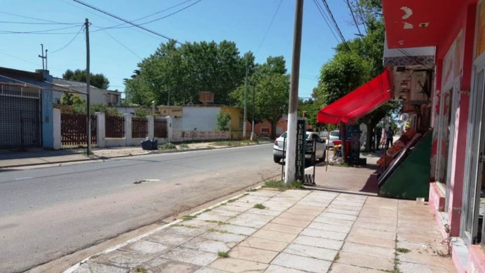 Local en Venta con deposito