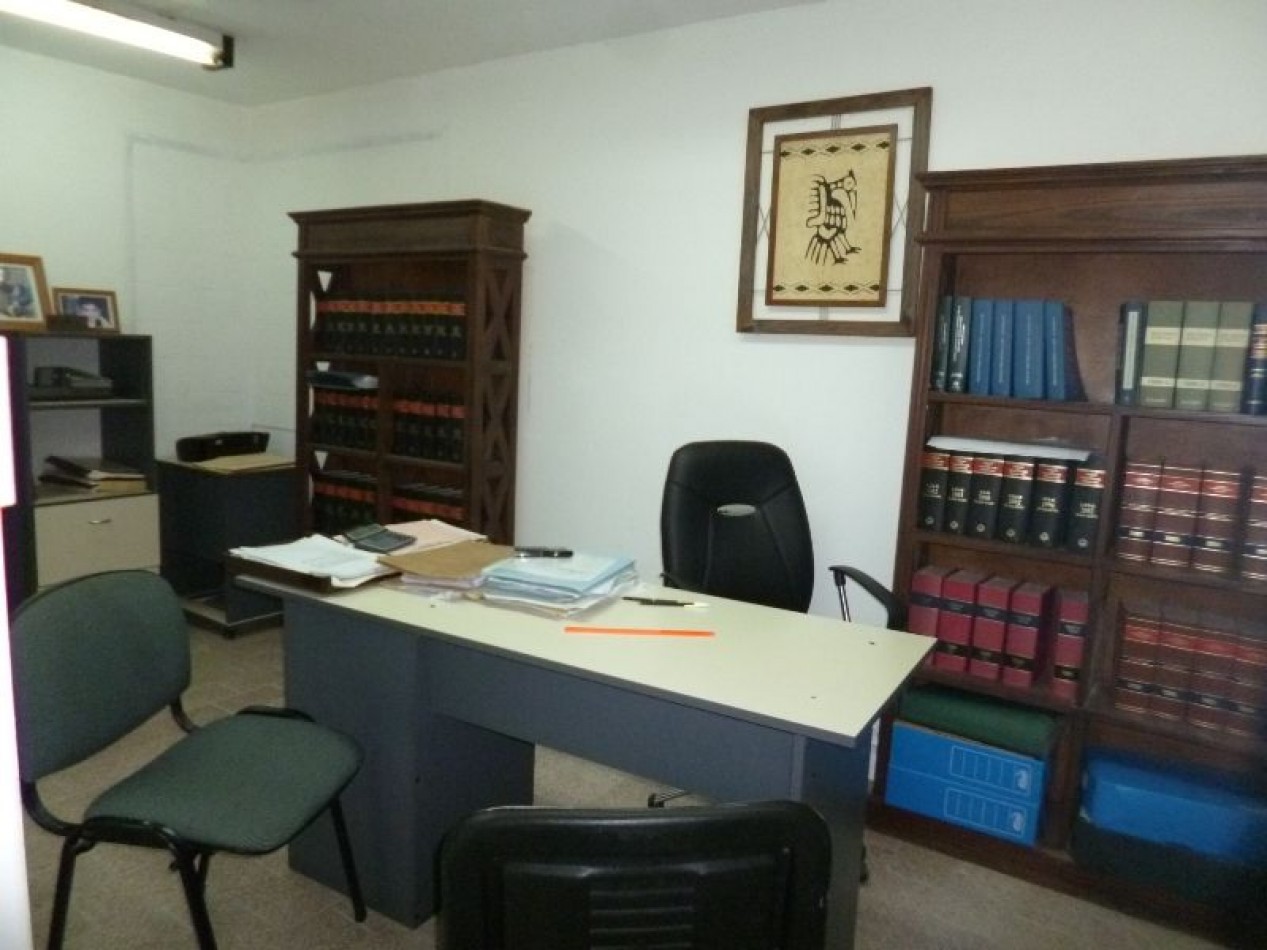 Local, Oficina + Recepcion, pleno Centro, a la Venta