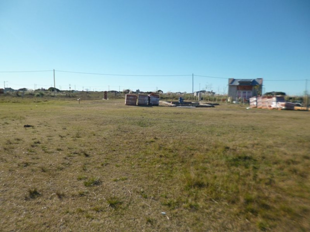 Lote en Esquina en Venta dento de Complejo