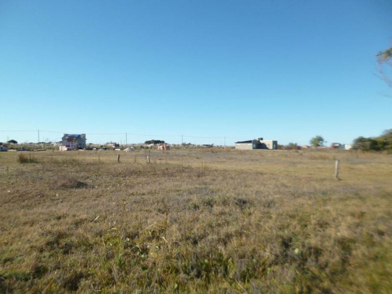 Lote en Esquina en Venta dento de Complejo