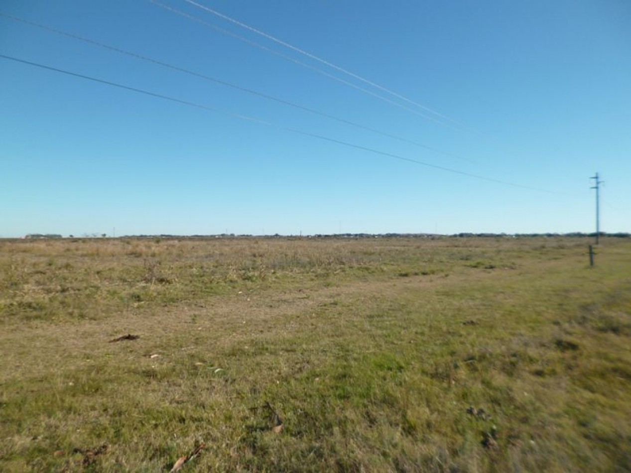 Lote en Esquina en Venta dento de Complejo