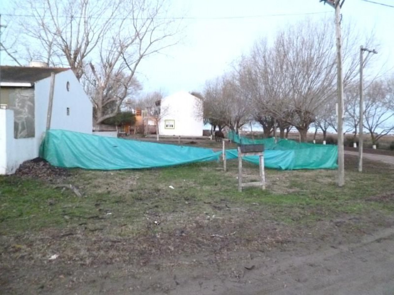 Lote en esquina en Venta
