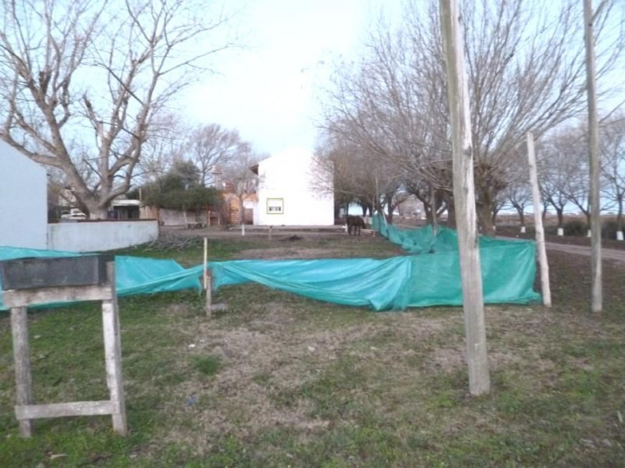Lote en esquina en Venta