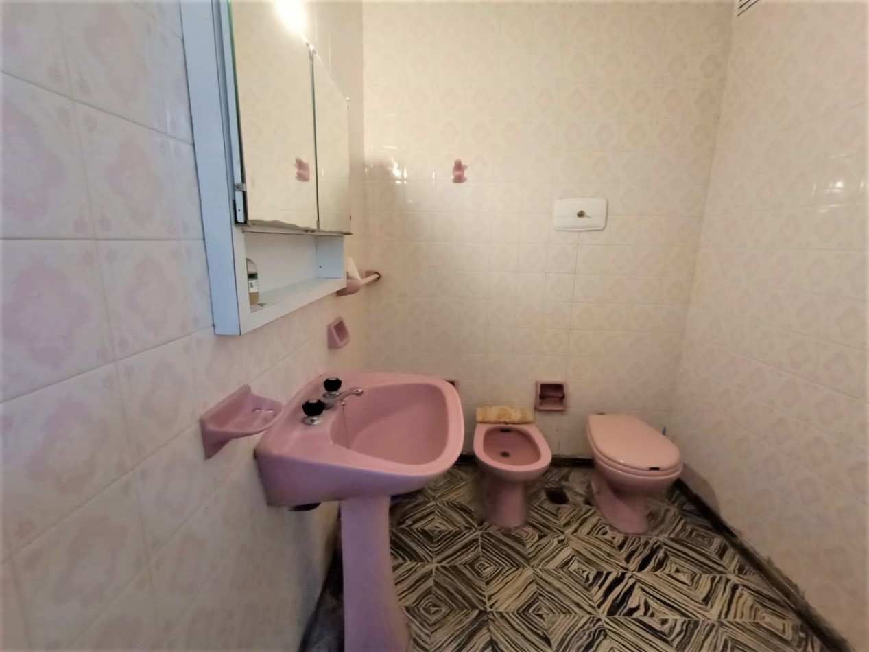 Departamento de 2 ambientes a metros del mar y calle peatonal
