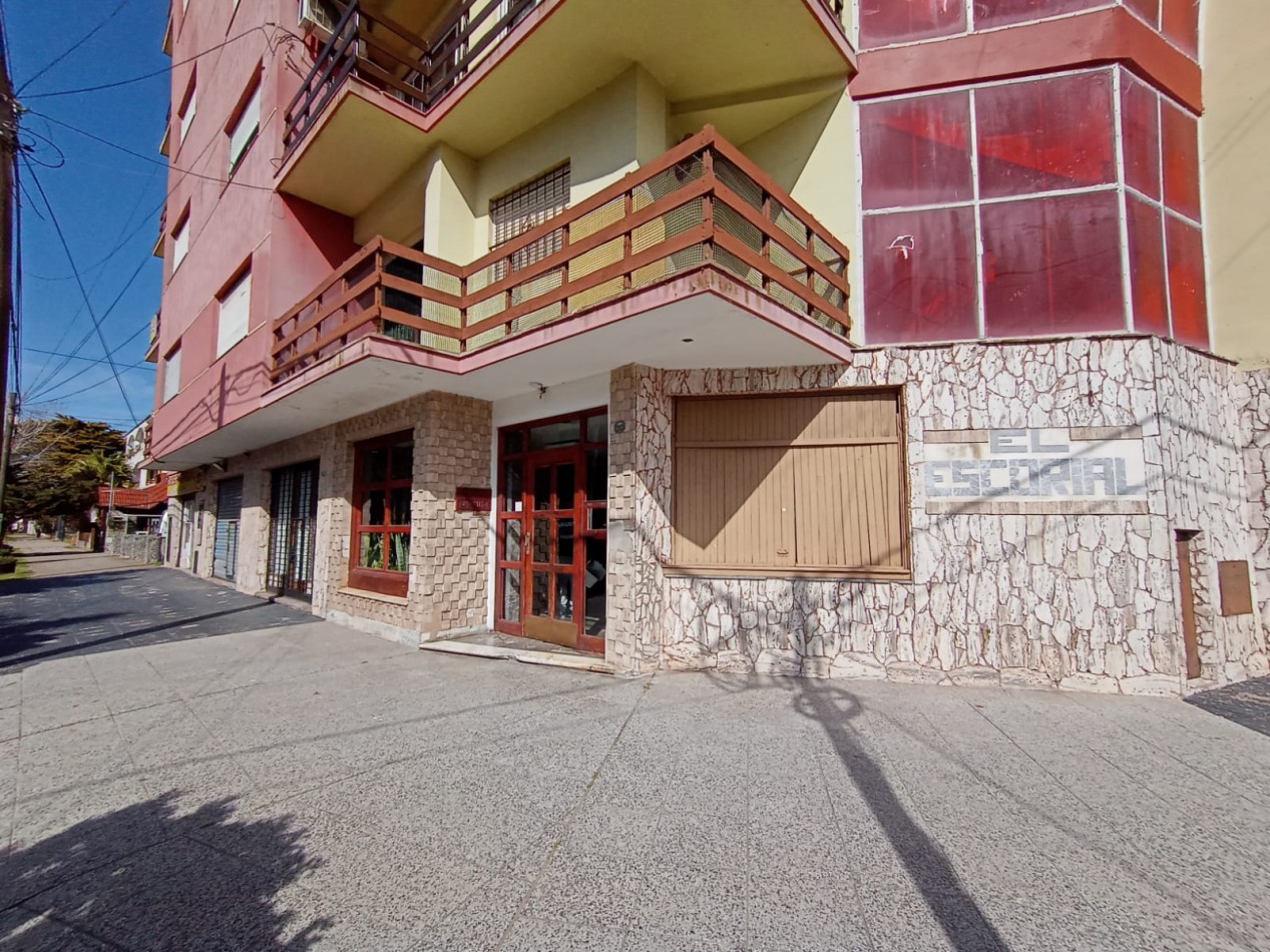 Departamento de 2 ambientes a metros del mar y calle peatonal