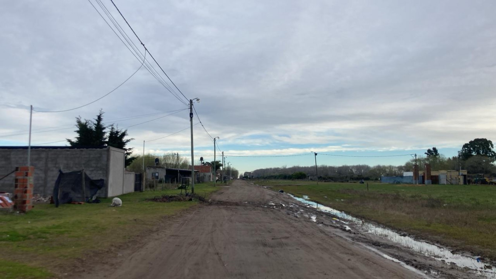 Lote en Venta, 10 X 36 MTS . a unas cuadras del mar .EXCELENTE OPORTUNIDAD!!!