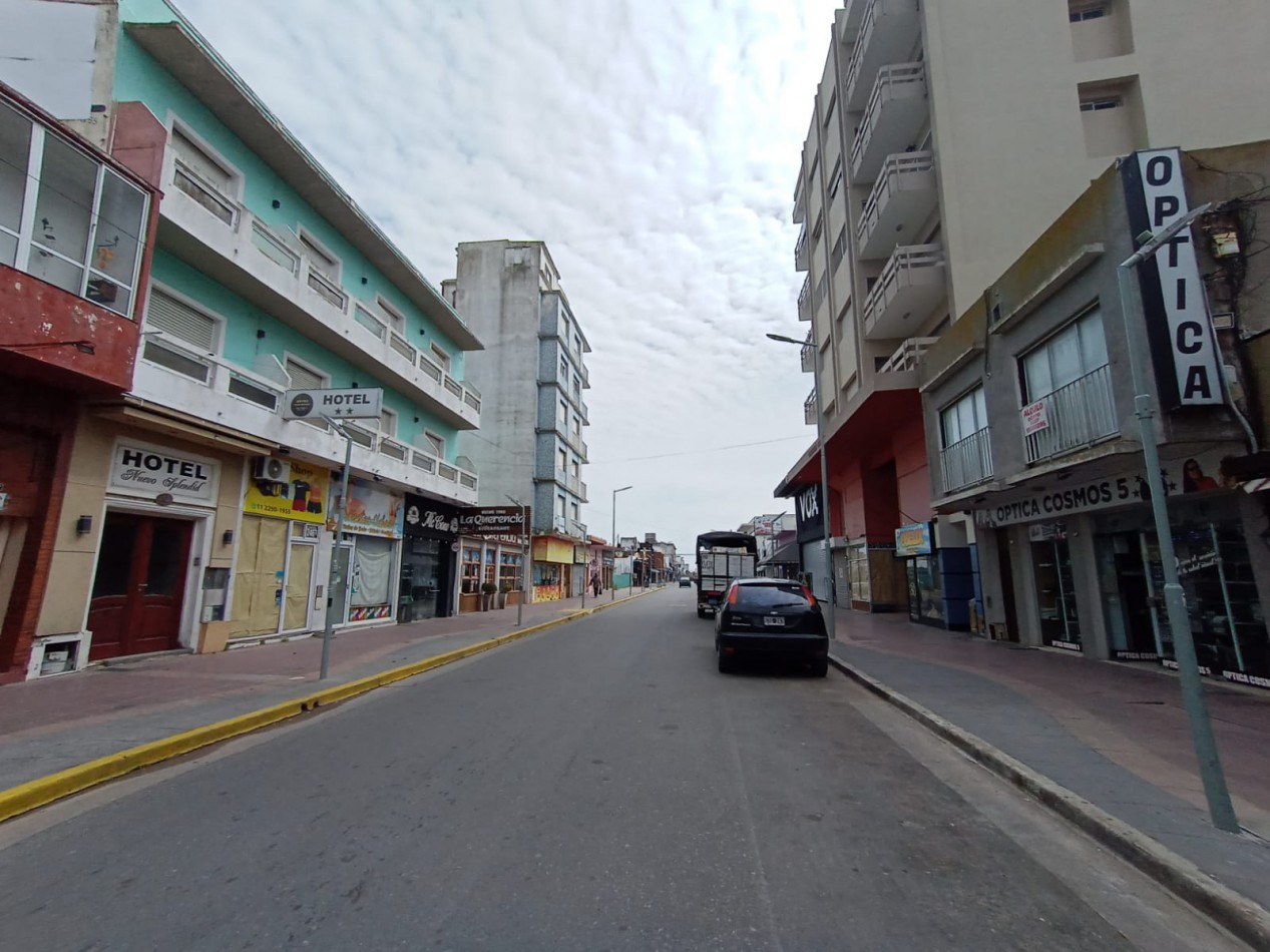(A32) DEPARTAMENTO 2 AMBIENTES (Apto 4 Personas) 1o PISO DPTO:1 .POR ESCALERA 