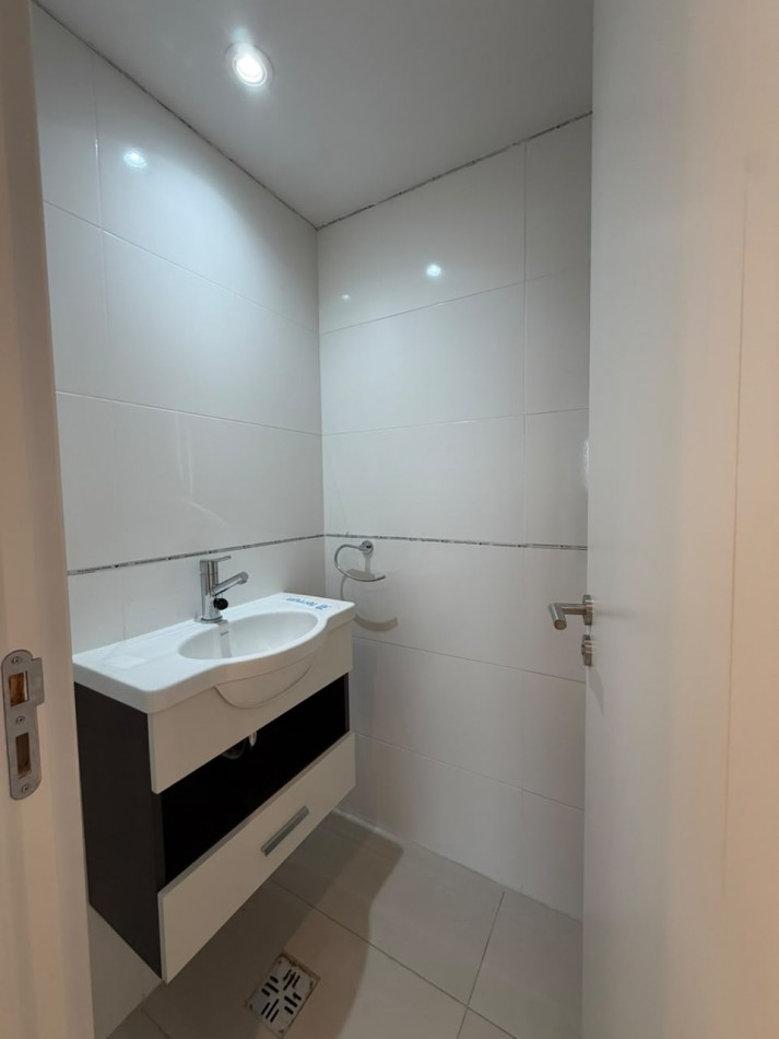 DEPARTAMENTO EN VENTA - 2 AMBIENTES - VISTA AL MAR