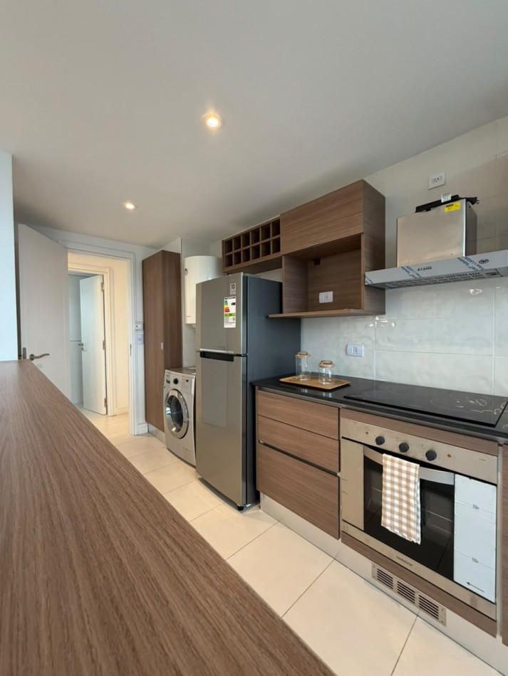 DEPARTAMENTO EN VENTA - 2 AMBIENTES - VISTA AL MAR