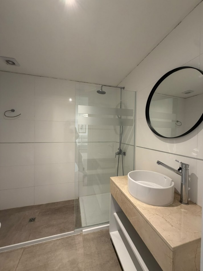 DEPARTAMENTO EN VENTA - 2 AMBIENTES - VISTA AL MAR