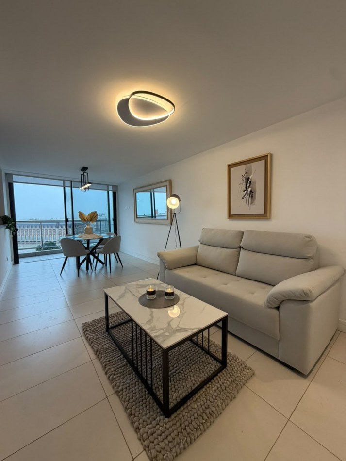 DEPARTAMENTO EN VENTA - 2 AMBIENTES - VISTA AL MAR