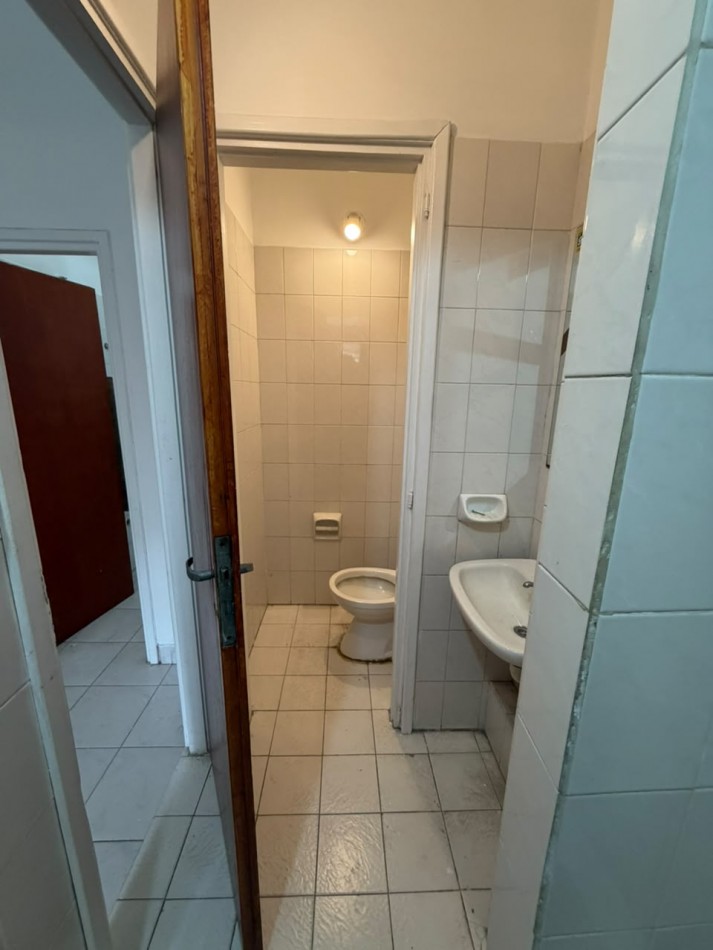 Local totalmente renovado y listo para usar