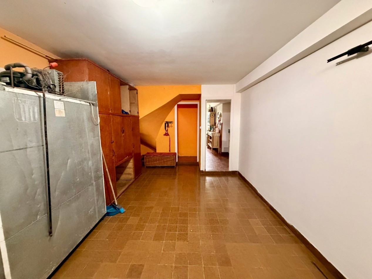 Casa + Dpto Independiente en Venta, Parque Luro