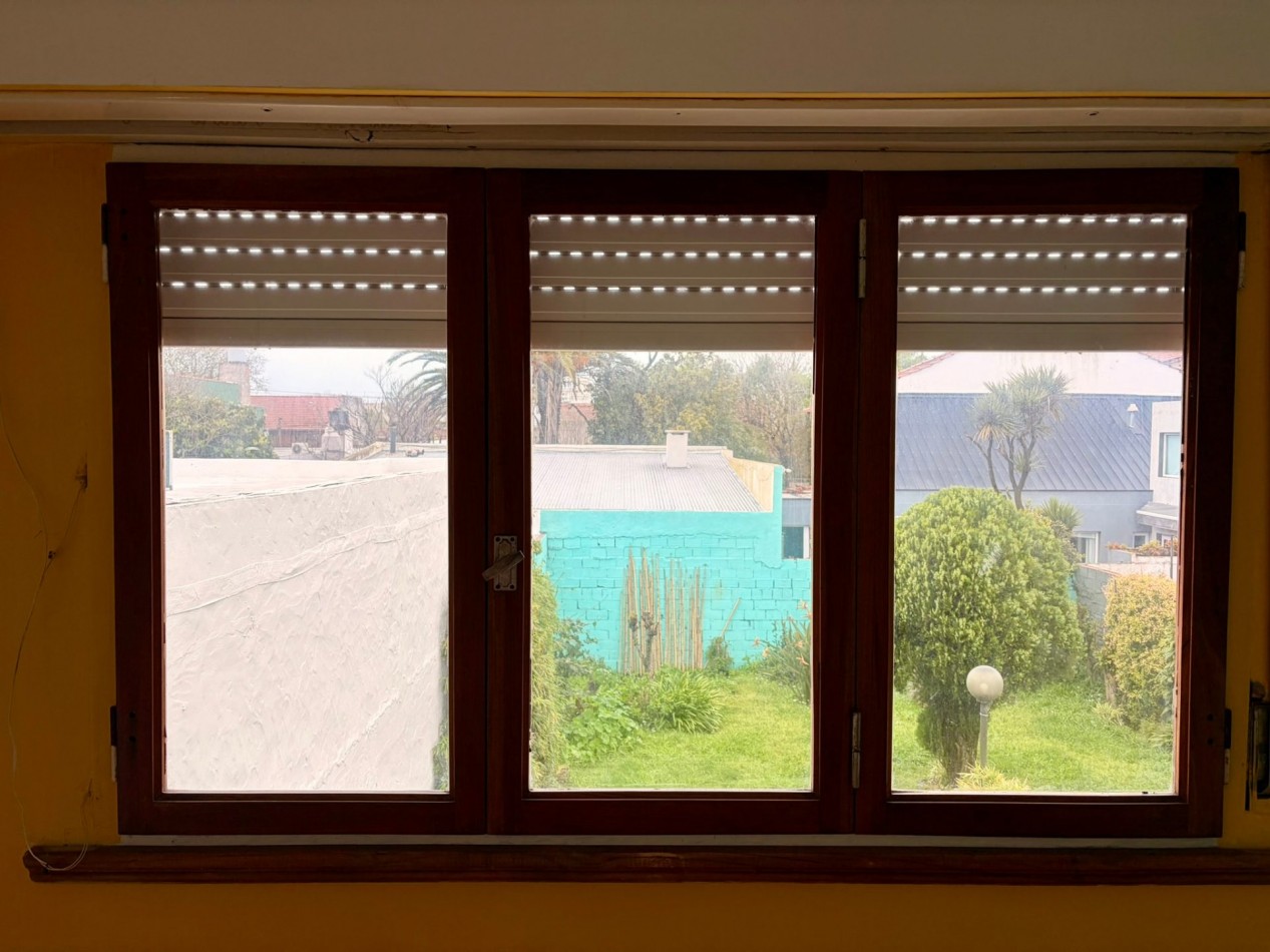 Casa + Dpto Independiente en Venta, Parque Luro