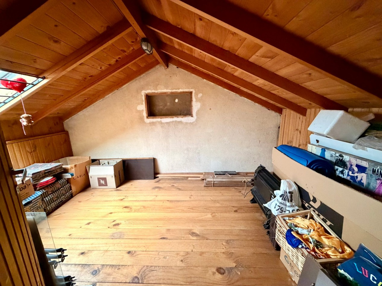 Casa + Dpto Independiente en Venta, Parque Luro