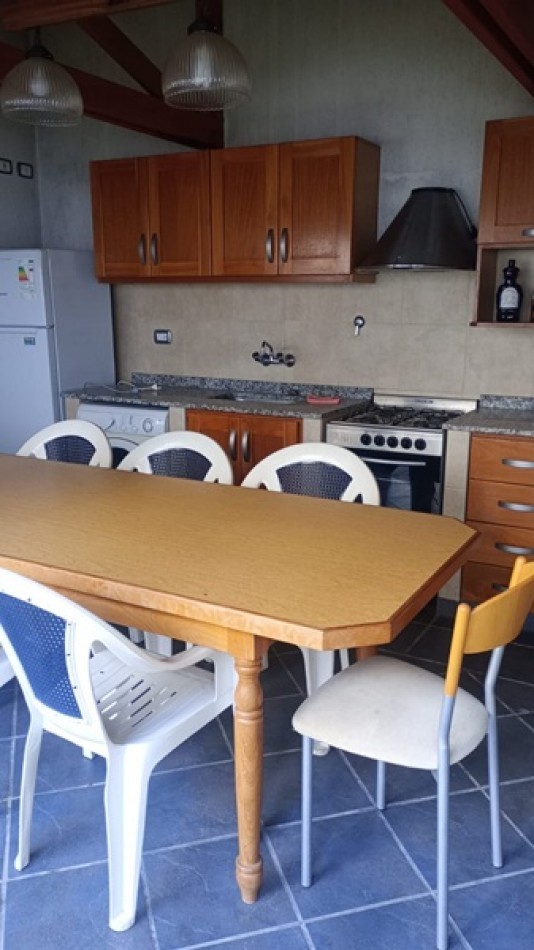 DUPLEX 4 AMBIENTES CON QUINCHO