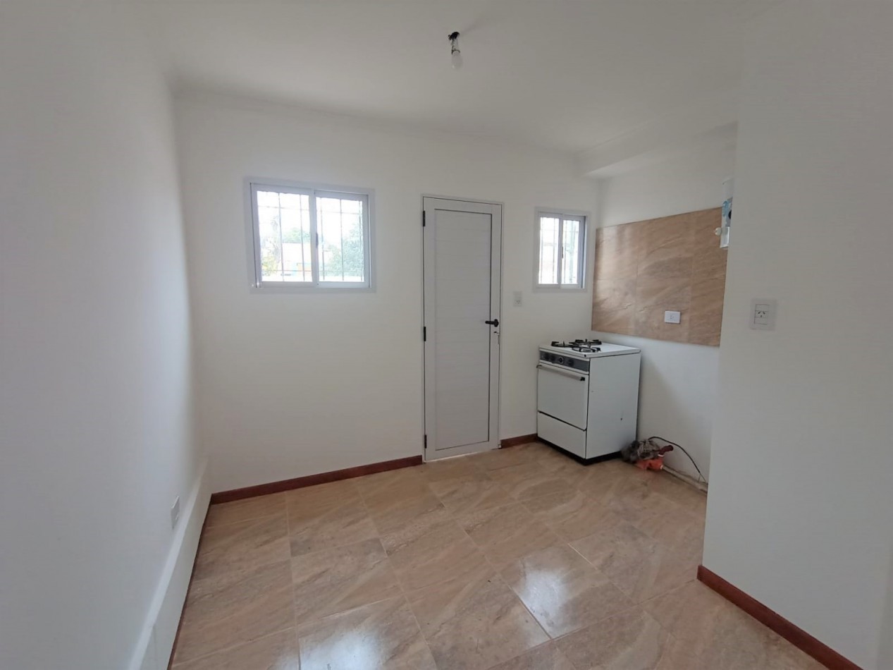 Duplex de 3 ambientes cercano al mar 