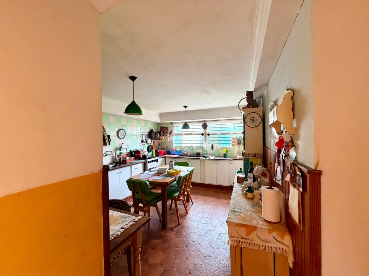 Casa 4 ambientes en Alquiler, Parque Luro