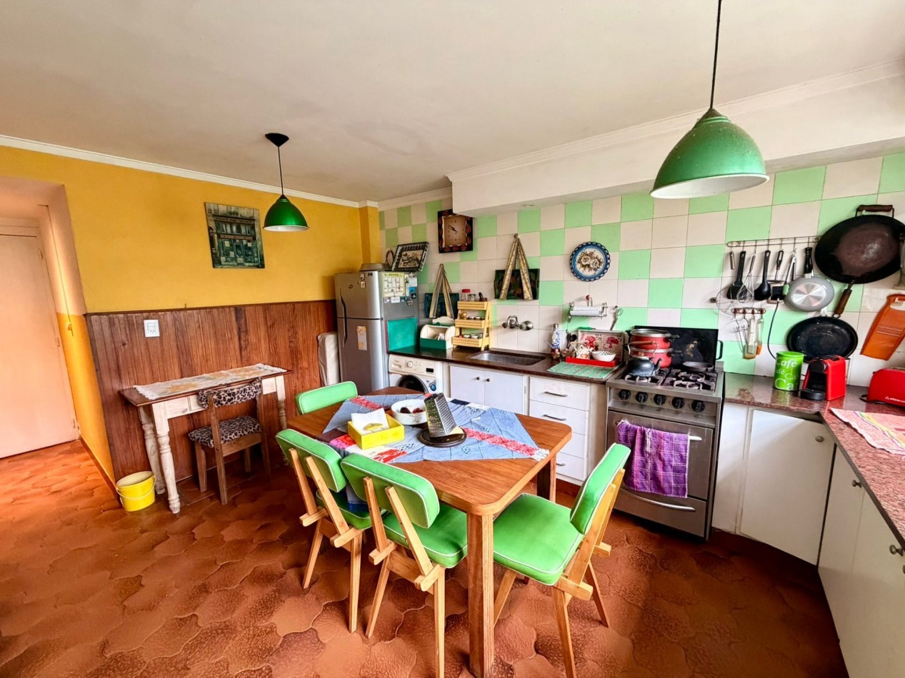 Casa 4 ambientes en Alquiler, Parque Luro
