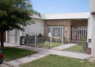 Casa Chalet 4 ambientes en Venta