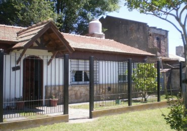 Casa 3 ambientes en el Barrio el Jardin