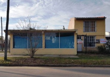 venta en block ( dos departamentos mas local en esquina )