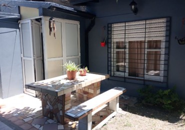 (A181)CASA 2 AMBIENTES(Apto 4 Personas) con parrilla ,gas envasado.