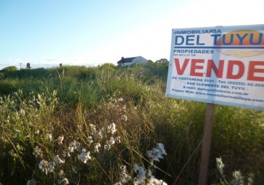 LOTE 20 MTS DE FRENTE X 39,51 MTS DE FONDO 