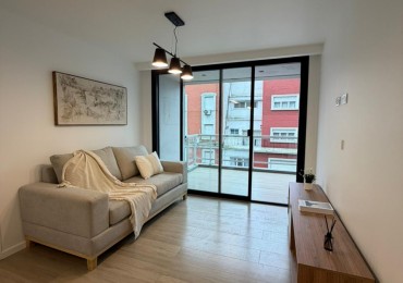  DEPARTAMENTO DE 2 AMBIENTES A LA CALLE, , vista a Plaza Colon 
